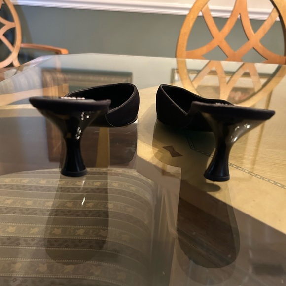 Classic Stuart Weitzman suede mules. 2 1/2 inch heels. - Picture 2 of 4